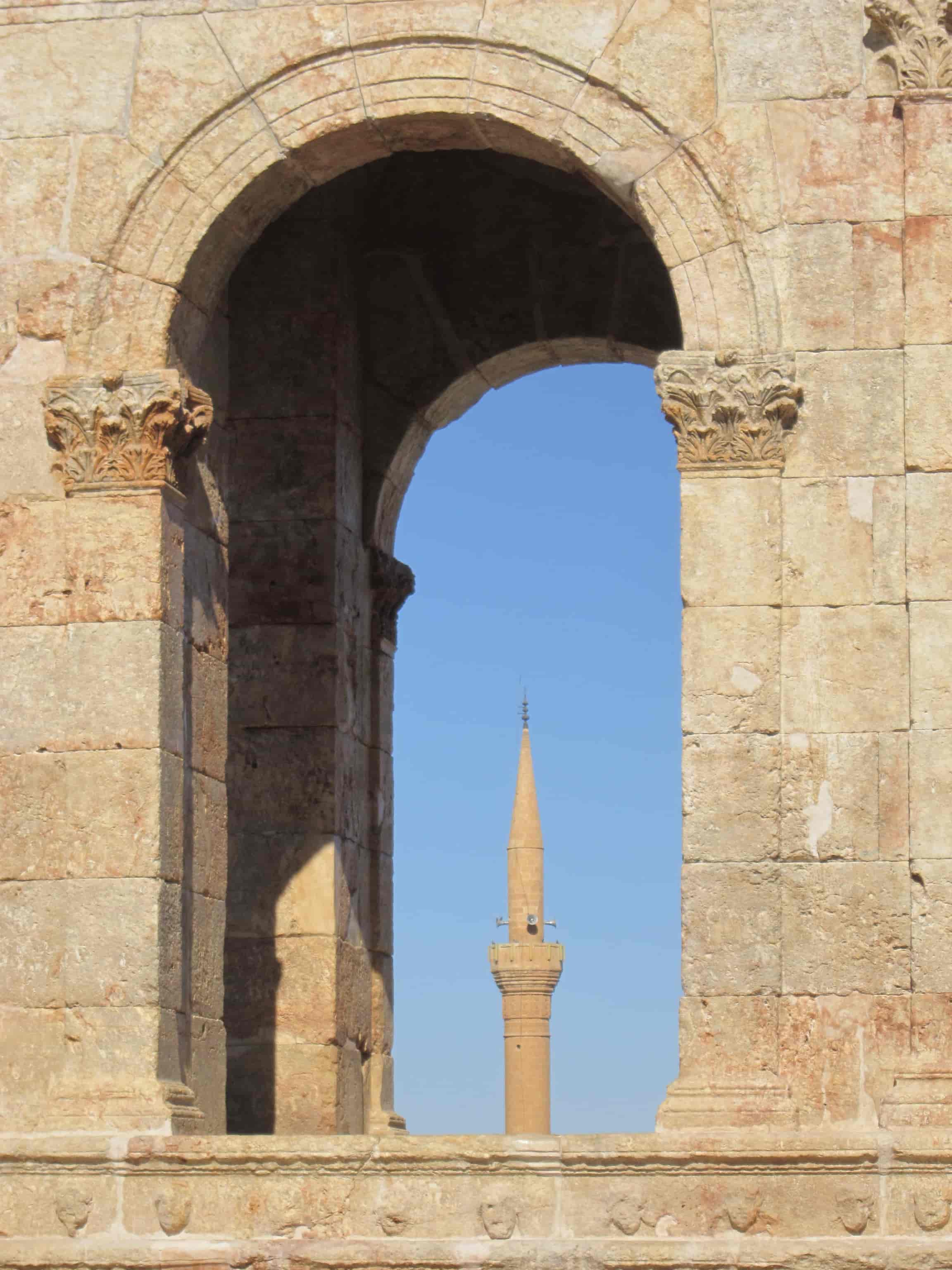 Elif Anıt Mezarı